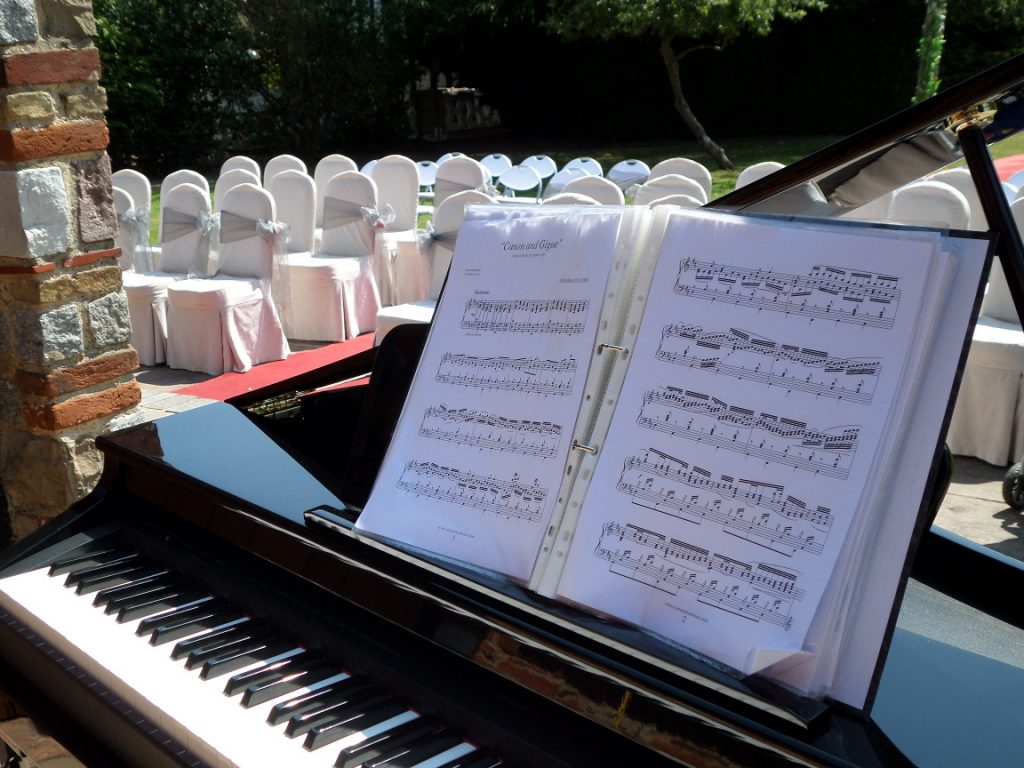 Grand Piano Shell - Wedding pianist in Birmingham